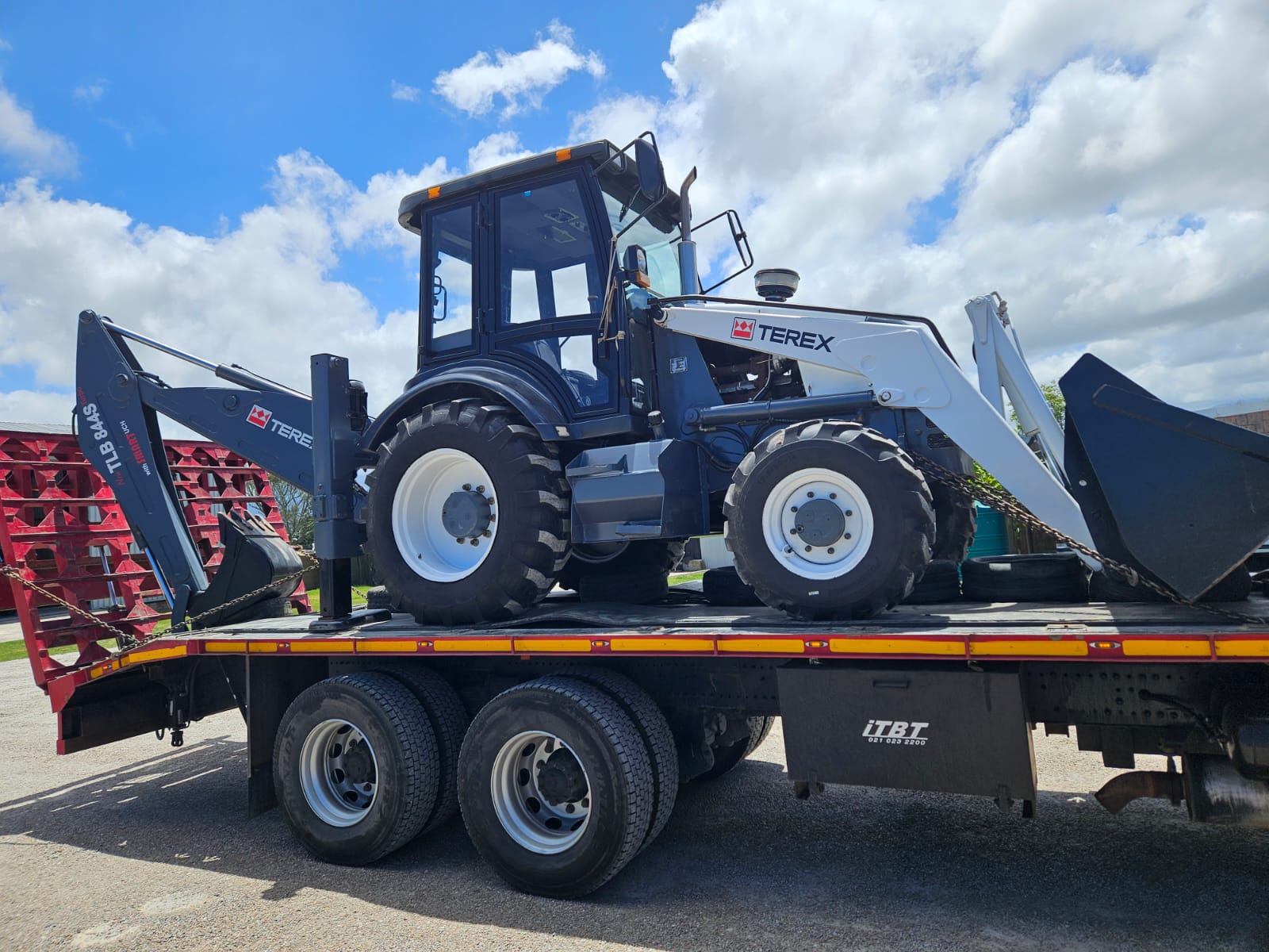 TLB on a Cape Town earthworks site loaded for plant hire